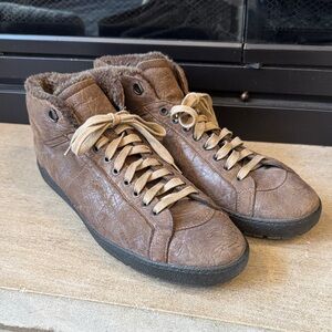 Santoni mens 13 D brown shearling fur lined low top winter club boots EUC